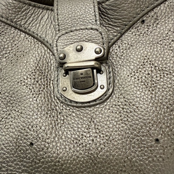 Louis Vuitton Metallic Mahina Bag - Picture 2 of 12